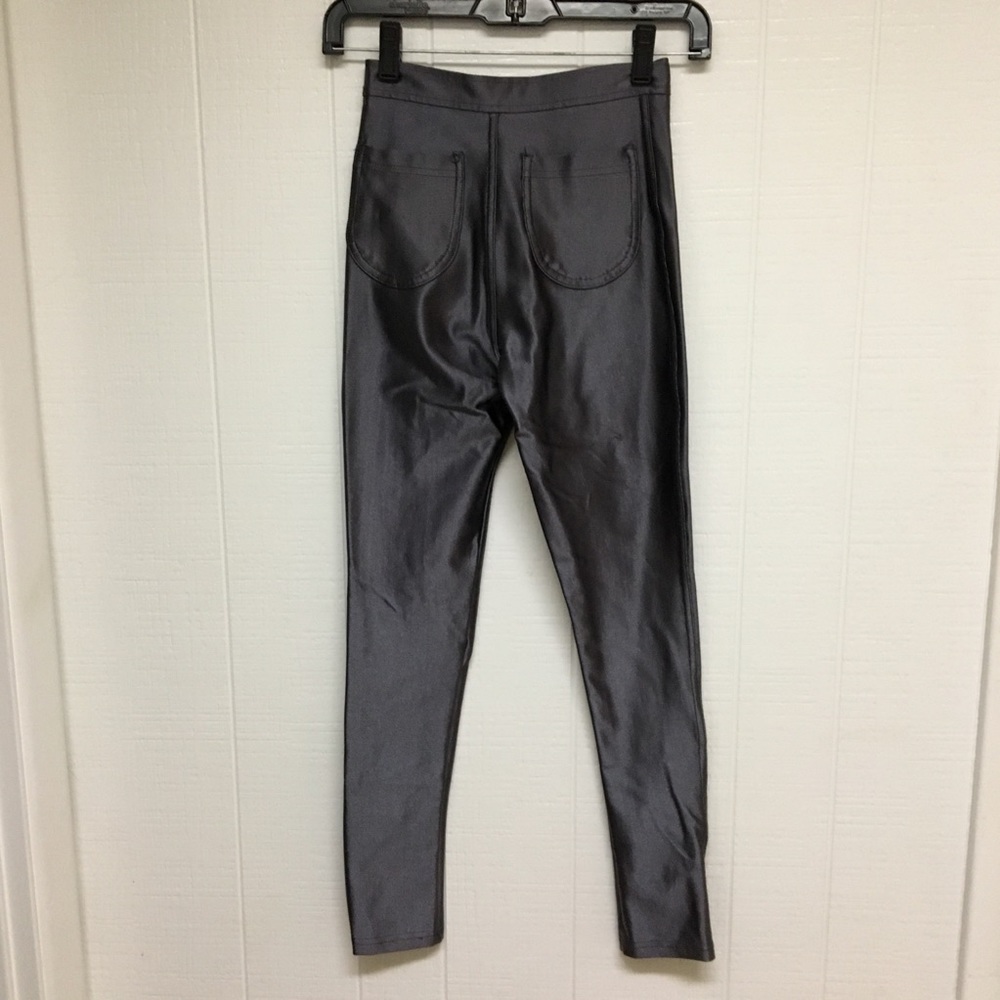 Shinny high waisted pants